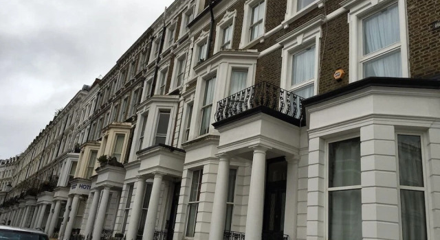 Bright & Modern 2bed in Earls Court