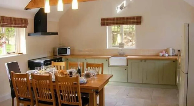 Douglas Cottage, Book Vacation Home Wrexham Clwyd