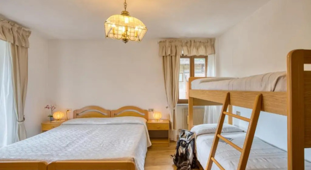 Четырёхместный номер Standard Albergo Moleta