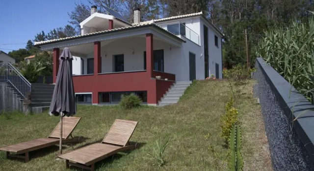 Prime Villa, Rezervați Vilă Prazeres Insulele Madeira
