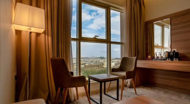 Люкс W Suites Hotel Apartments