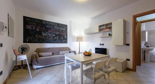 Leone - Family Friendly House, Book Hotel Sulzano Lake Iseo