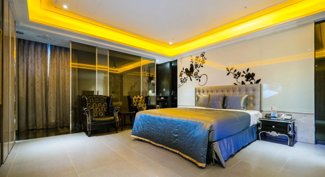 Wei Feng Motel, Boek Motel Fengshan Kaohsiung