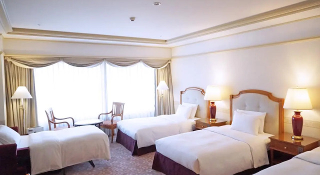 Трёхместный номер Superior с видом на горы Hotel Nikko Princess Kyoto