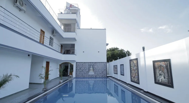 APK Farm House