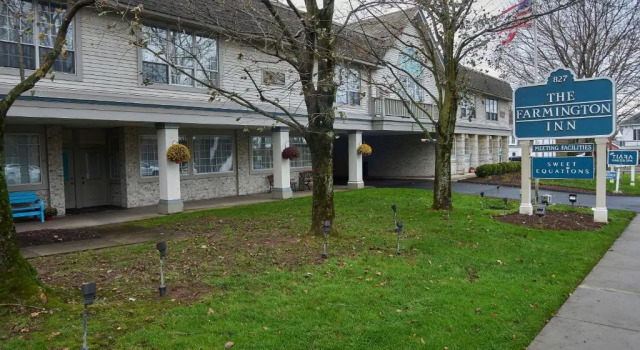 The Farmington Inn & Suites