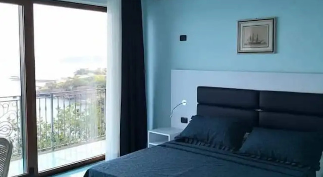 Двухместный номер Comfort с балконом и с видом на море LIncanto Suites Ischia