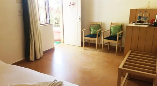 Golden Eye Goa, Book Hotel Calangute 