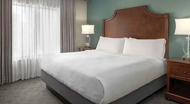 Двухместный люкс Hospitality с 2 комнатами с видом на реку Embassy Suites San Antonio Riverwalk-Downtown