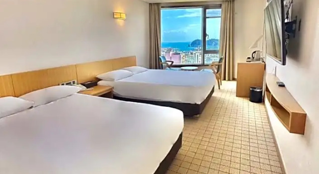 Двухместный номер Standard с видом на море Mstay Hotel