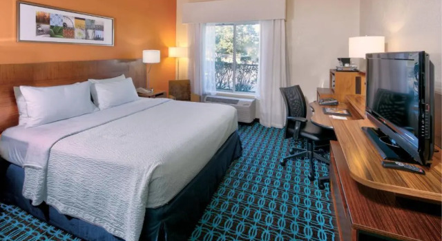 Номер Standard Fairfield Inn & Suites by Marriott Dover