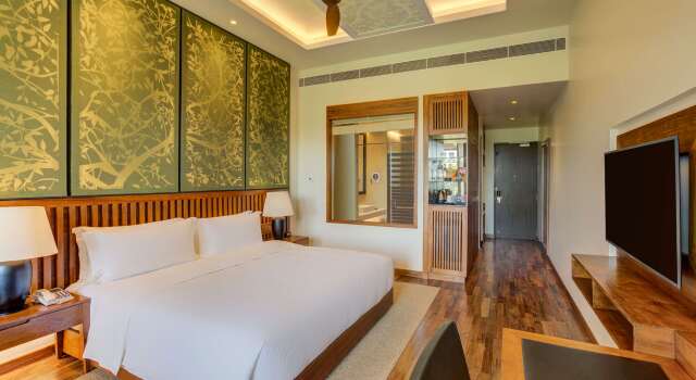 DoubleTree by Hilton Weerawila Rajawarna Resort