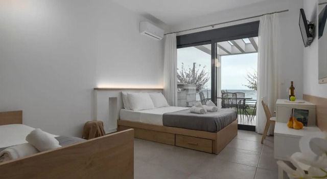 Семейный номер Standard Цокольный этаж с видом на море Cavo Blue Coastal Living