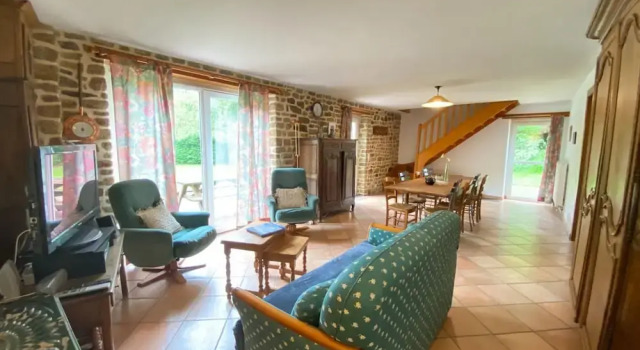 Charming Farmhouse Near the bay of Mont St Michel