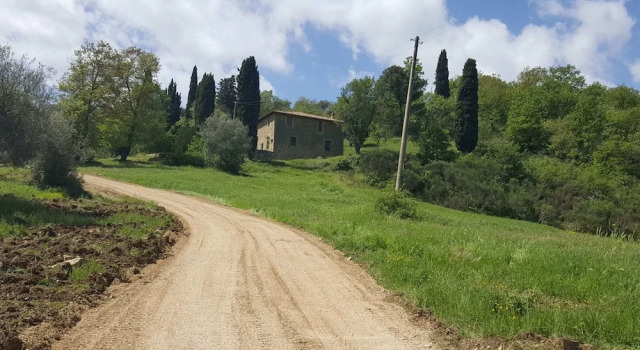 Mansion in Magione near Zocco Beach, Забронировать Дом для отпуска Отели Озера Тразимено с парковкой, Парковка