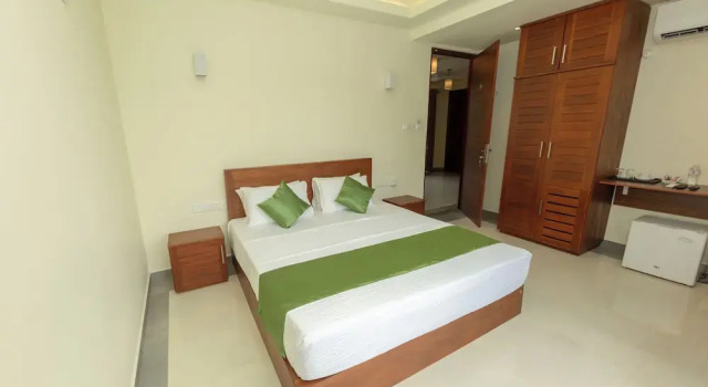 Двухместный номер Standard с балконом Fortwill City Hotel