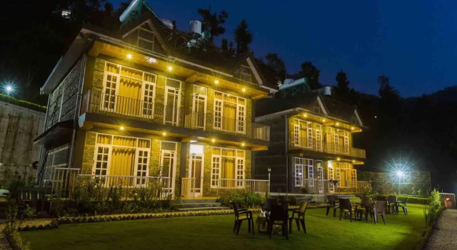 Kamna Hill Resort, Varaa Lomakeskus Hotellit Himachal Pradesh ruokailulla, Puolitäysi / Täysihoito