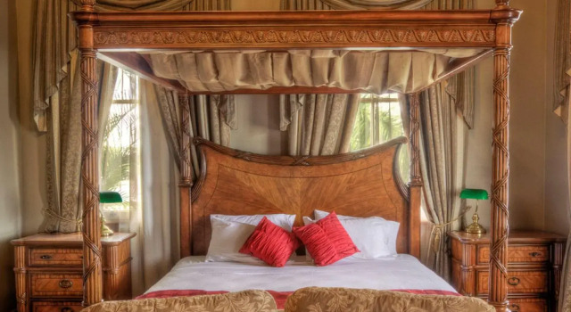 Denison Boutique Hotel, Забронировать Бутик-отель Рокгемптон Southern Great Barrier Reef, рядом с Информационный центр для посетителей Шпиля Тропика Козерога