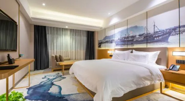 Люкс Business Gold Bay Business Hotel