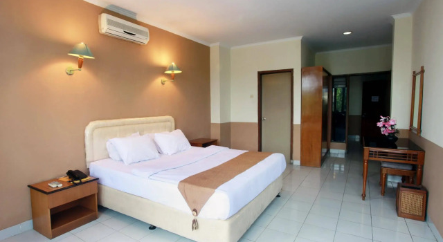Alexander Hotel  Tegal, Rezervovat Hotel Tegal Central Java