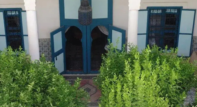 Riad Hostel ADI, Забронировать Отель Отели Марракеш-Тенсифт-Эль-Хауз с парковкой, Парковка