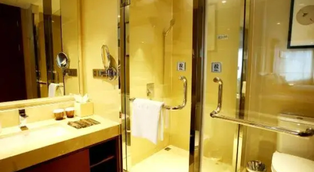 Номер Deluxe Ramada Jiaxing