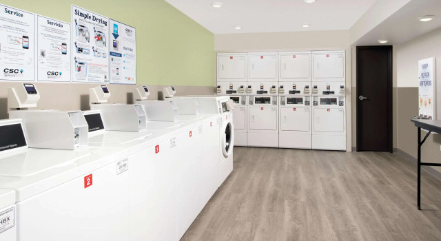 WoodSpring Suites Chicago Tinley Park, Забронировать Отель Тинли-Парк Chicago Southwest Suburbs, рядом с Tinley Park Convention Center