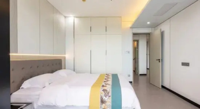 Люкс Deluxe Coconut Wind Island Family Vacation Apartment (Sanya Dadonghai Half Mountain Peninsula Branch)
