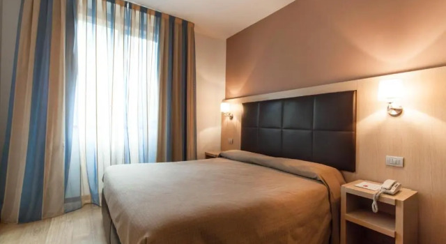 Standard Doppel Zimmer Hotel Michelangelo