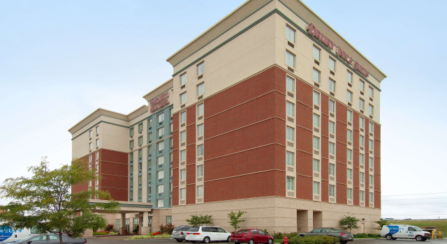 Drury Inn & Suites Indianapolis Northeast, Забронировать Отель Индианаполис Индиана