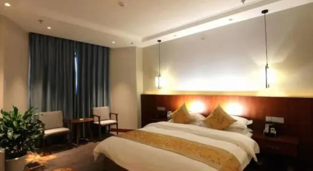 Люкс Deluxe Chongqing Aluminium City Hotel