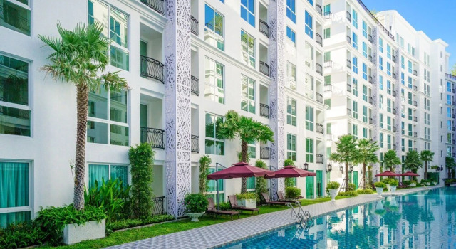 Modern 1 Bedroom Condo D619