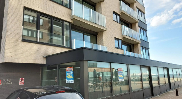 Koksijde Zeedijk La Digue 102 appartement - lateraal zeezicht
