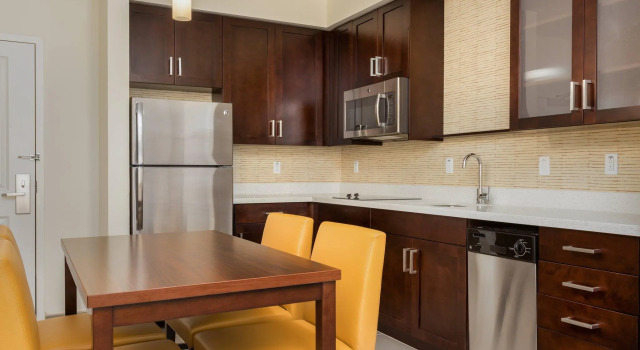 Четырёхместный люкс c 1 комнатой Residence Inn by Marriott Shreveport-Bossier City/Downtown