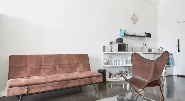 Trendy Art Studio Apartment,Maboneng Joburg, Забронировать Апартаменты/квартира Йоханнесбург Гаутенг, рядом с Market on Main