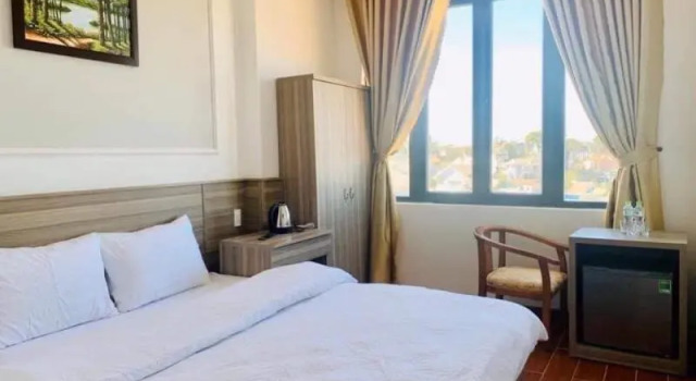 Двухместный номер Superior с балконом Lina Hotel