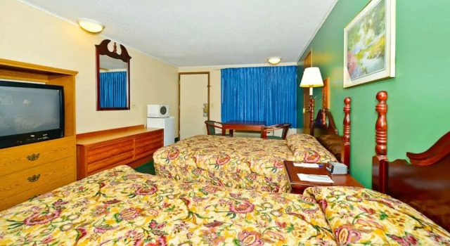 Standard Vierer Zimmer M Star Hotel Covington