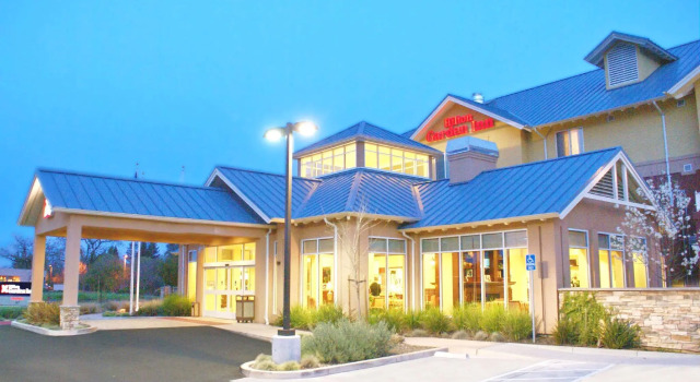 Номер Deluxe Hilton Garden Inn Sonoma County Airport