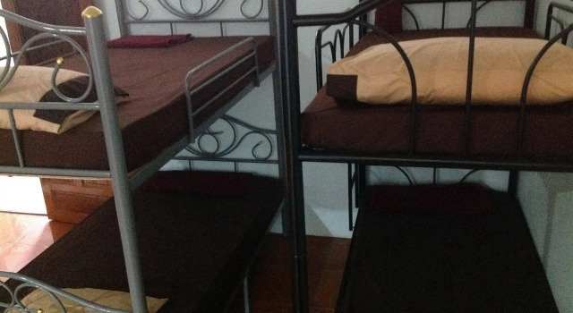Pen Hostels