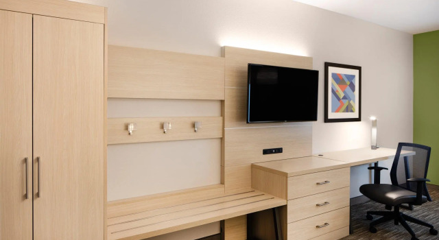 Двухместный номер Standard Holiday Inn Express & Suites Ft Myers Beach-Sanibel Gateway by IHG