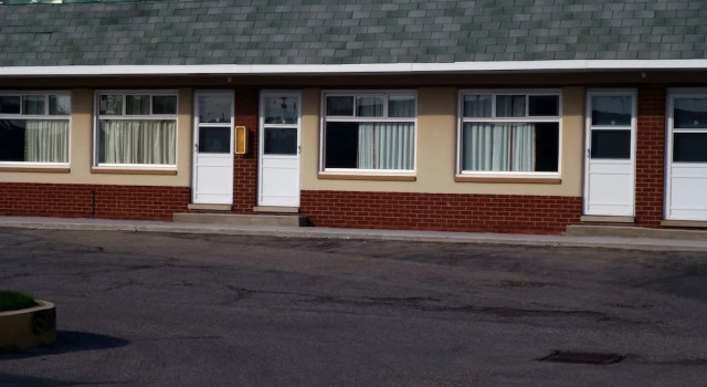 Maple Glen Motel, Varaa Motelli London 