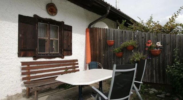 Cozy Cabin in Niedernfritz Near Ski Area, Rezerwuj Hotel Hotele w Salzburg z parkingiem, Parking