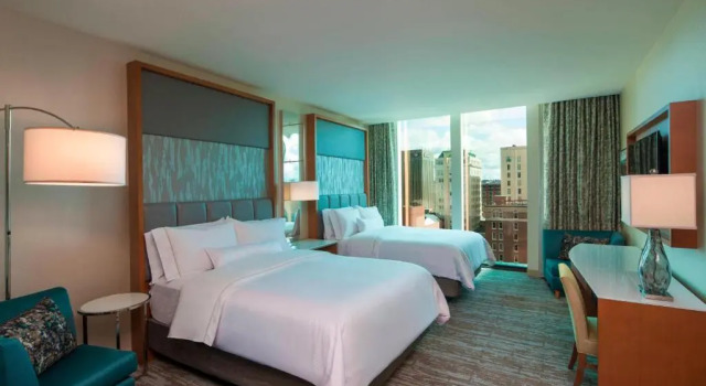 Четырёхместный номер Standard с видом на город The Westin Chattanooga