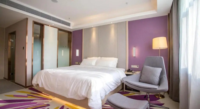 Номер Deluxe Lavande Hotel Changji Changning Road