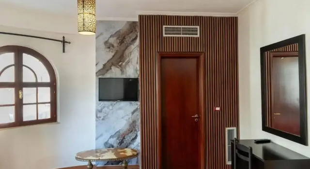 Номер Comfort Hotel Di Monte Cristo - Roof Pool
