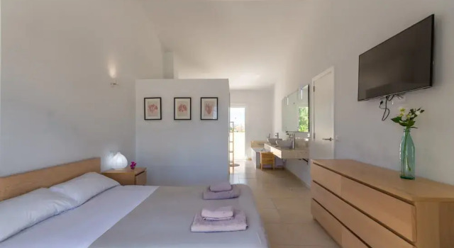 Beachside Villa in Barcares, Book Villa Hoteller i Alcudia med pool, Swimmingpool
