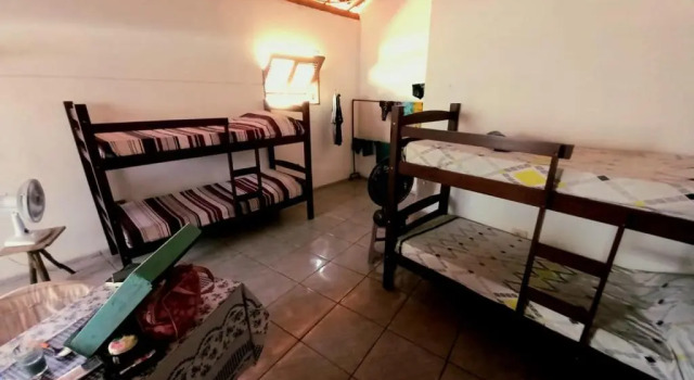 Кровать в общем номере Tranquilandia Guest House