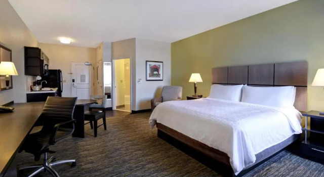 Люкс с 2 комнатами Candlewood Suites St Clairsville Wheeling Area by IHG