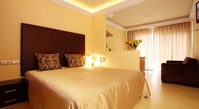 Одноместный номер Standard с балконом Hotel Apartamentos Baia Brava