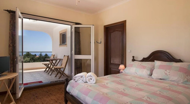 5-bed Villa for Families in Prazeres Free Parking, Boek Villa Prazeres Madeira